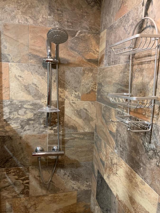 Excellent Studio Au Coeur Historique De Frejus Ngoại thất bức ảnh