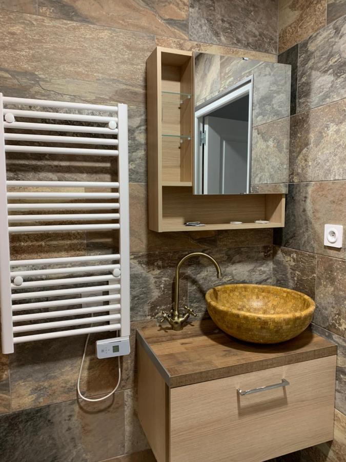 Excellent Studio Au Coeur Historique De Frejus Ngoại thất bức ảnh